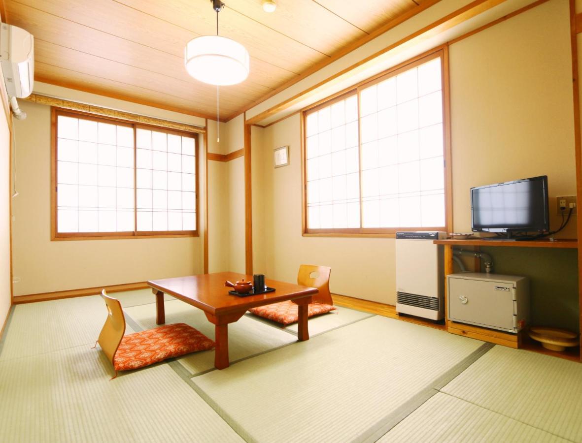 Kawatatsu Hotel Nozawaonsen Exterior photo